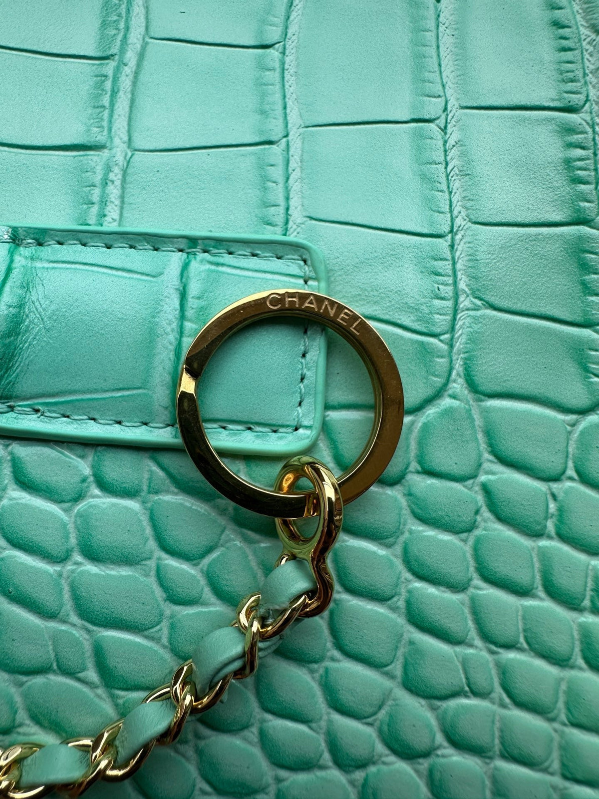 CC 2026 Large Shopping Bag 40cm Mint Green Crocodile Embossed Calfskin GHW