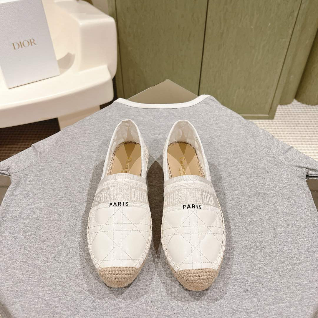 CD 26s Loafers Embroidery White Cowhide 653264