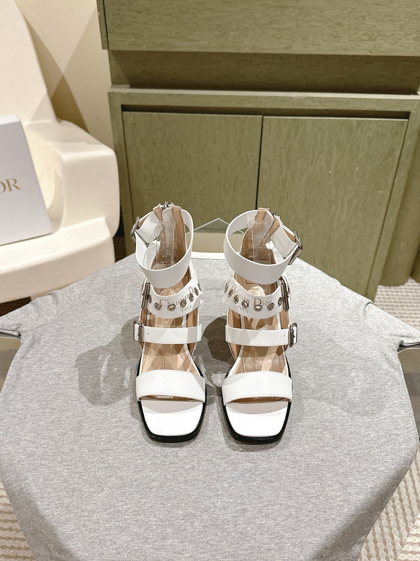 CD 26s High Heel Sandal 65 White Sheepskin 661539