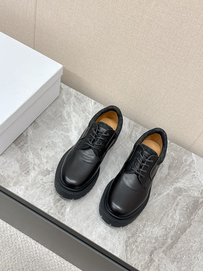 CD 26 Vintage Loafers Black Calfskin 608797