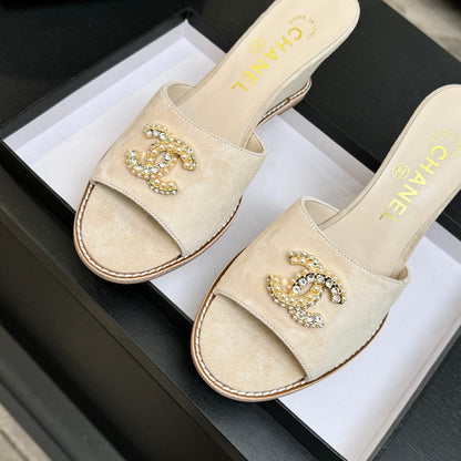 CC 2026 Wedge Sandals 65 Light Beige Suede 667773