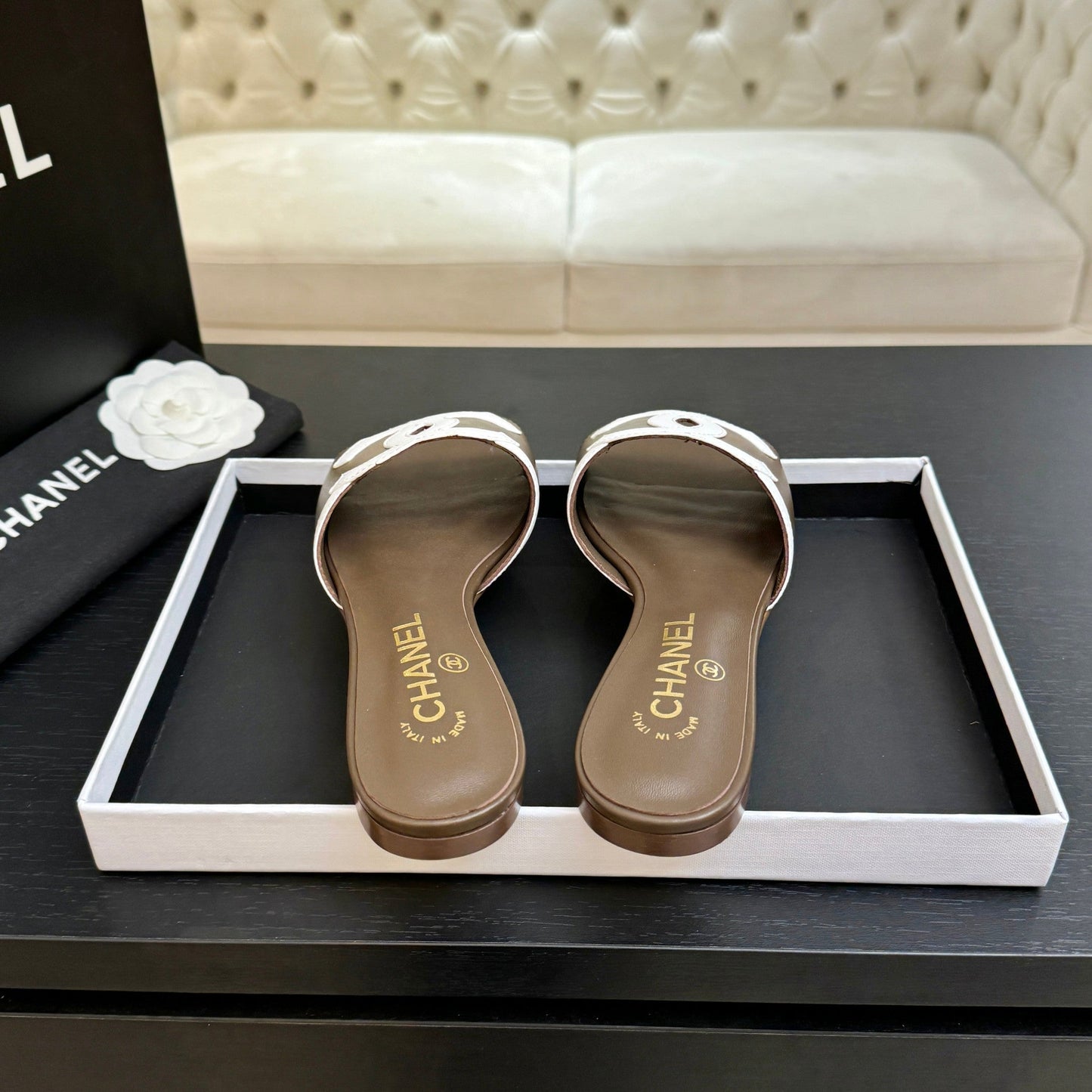 CC 2026 Flat Slippers Olive Green Sheepskin Double C 700453