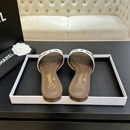 CC 2026 Flat Slippers Olive Green Sheepskin Double C 700453