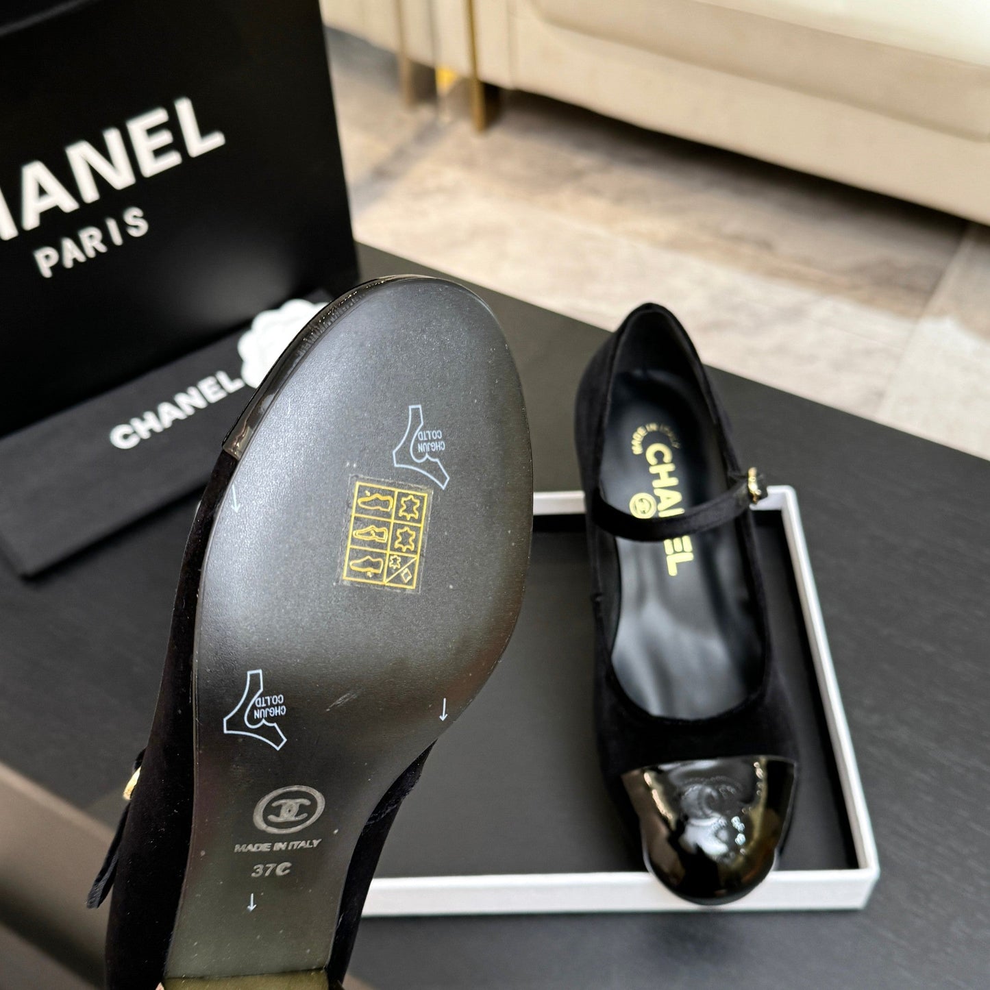 CC 2026 Mary Jane 65 Black Velvet Leather 700642