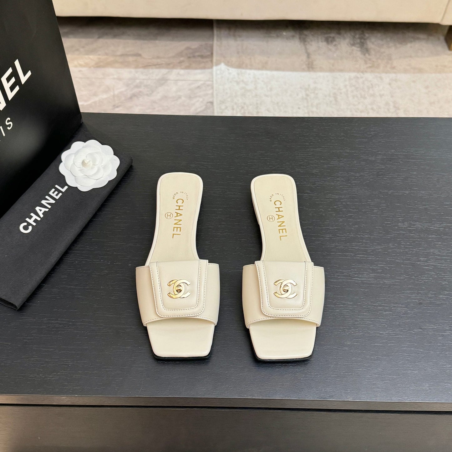 Chanel 2026  Double C Buckle Square Toe Slipper White Lambskin 673031
