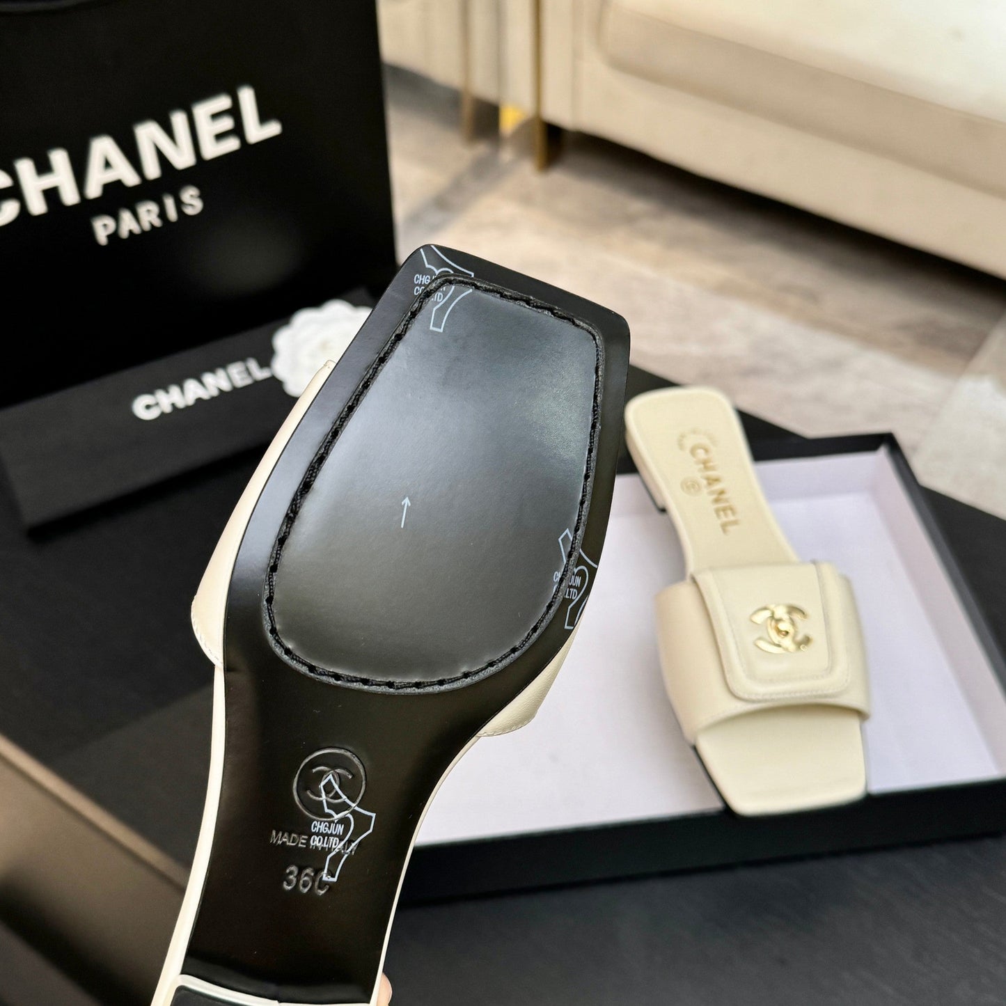 Chanel 2026  Double C Buckle Square Toe Slipper White Lambskin 673031