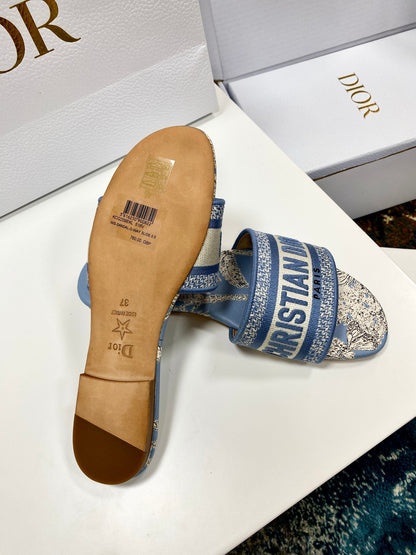 CD 26s Embroidered Sandals Blue Beige Canvas Leather 683014