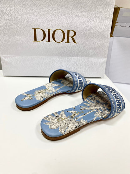CD 26s Embroidered Sandals Blue Beige Canvas Leather 683014