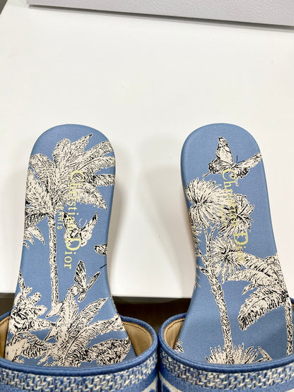 CD 26s Embroidered Sandals Blue Beige Canvas Leather 683014