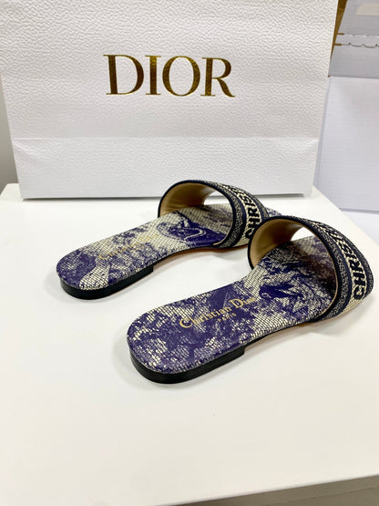 CD 26s Embroidered Sandals Purple Beige Black Canvas Leather 683016