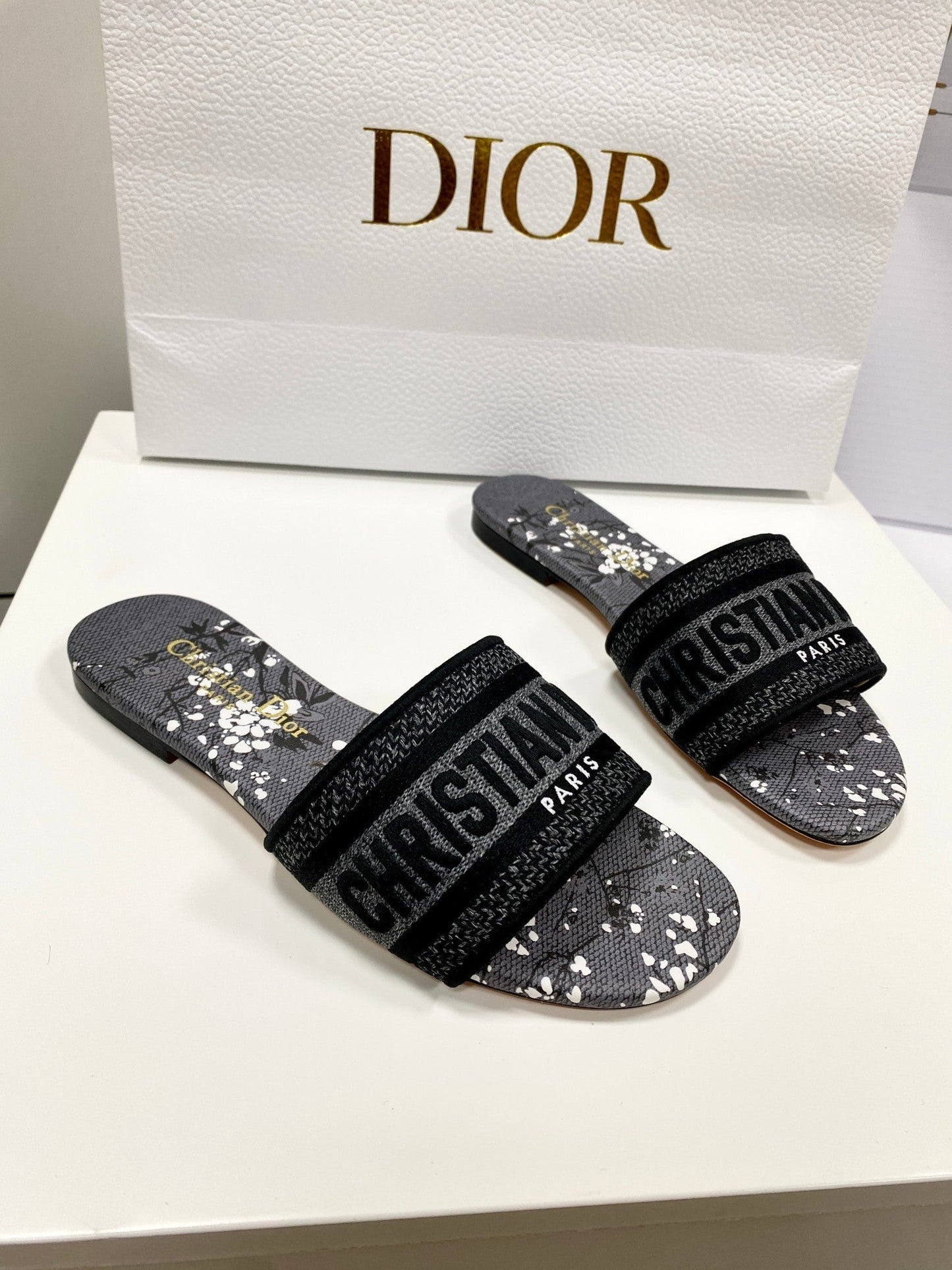 CD 26s Embroidered Sandals Gray Black Canvas Leather 683017