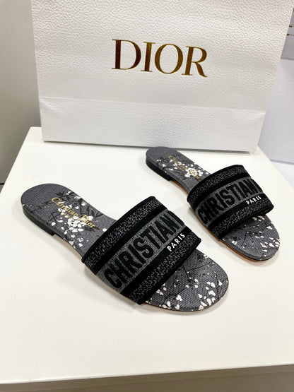 CD 26s Embroidered Sandals Gray Black Canvas Leather 683017