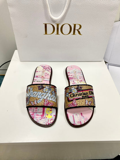 CD 26s Embroidered Sandals Pink Beige Multicolor Canvas Leather 683005