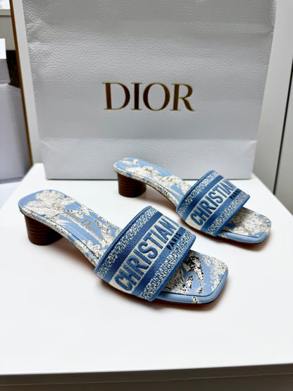 CD 26s Embroidered Sandals Blue Beige Canvas Leather 683014