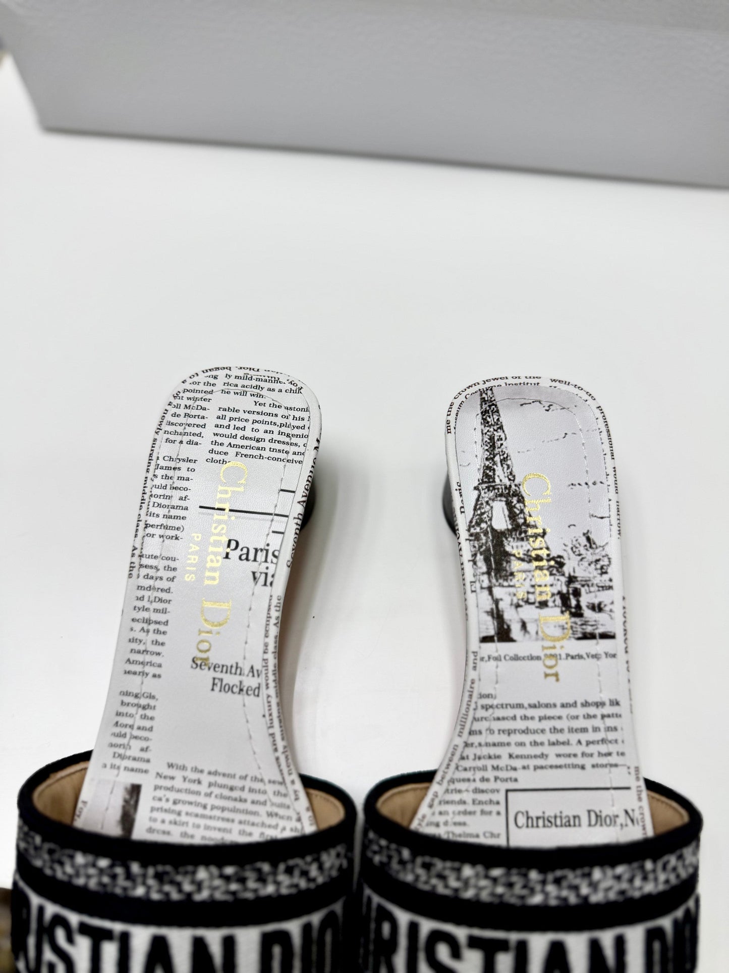 CD 26s Embroidered Slippers Black White Canvas Leather 683019