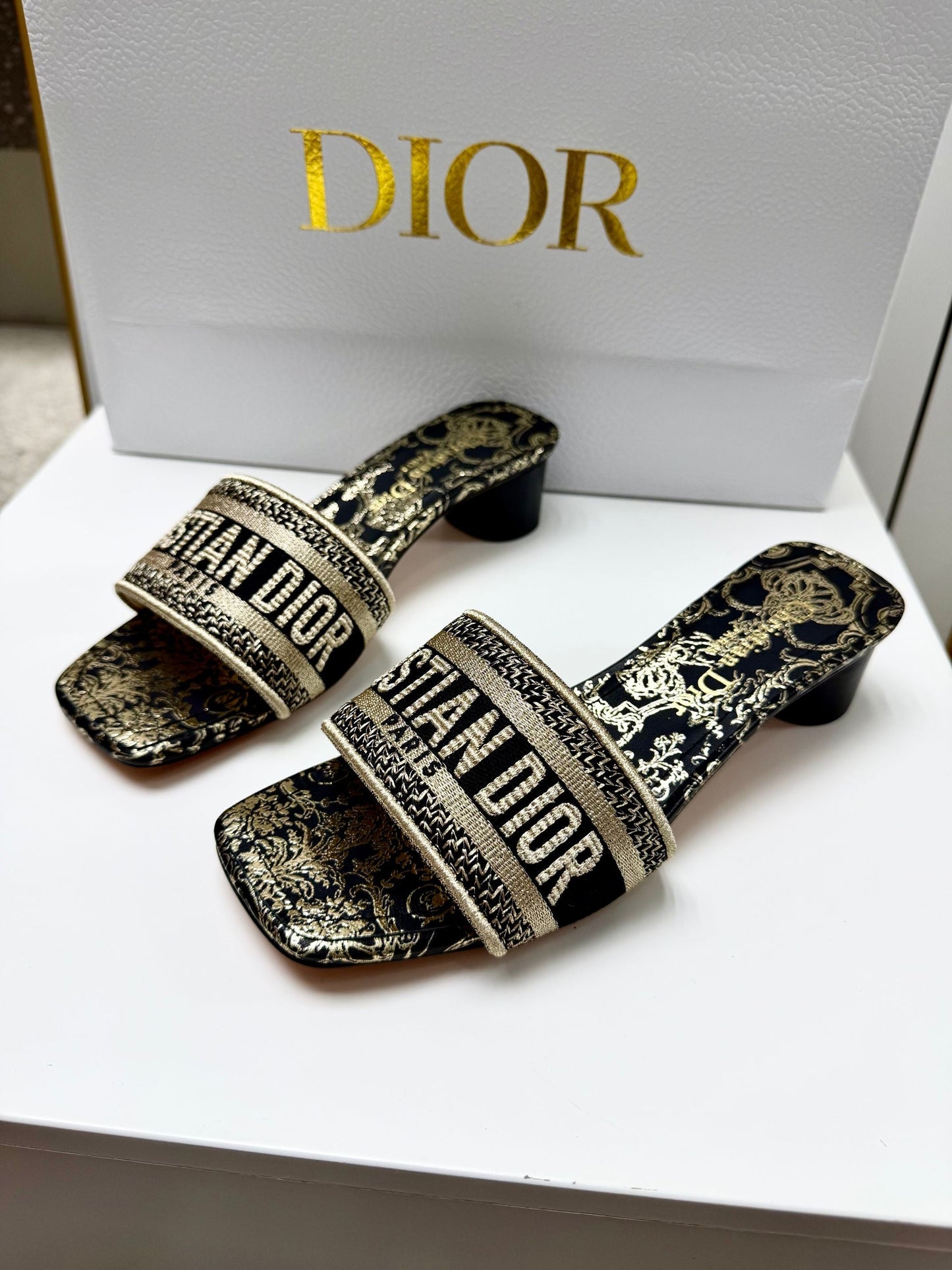 CD 26s Embroidered Sandals White Gold Genuine Leather 683023