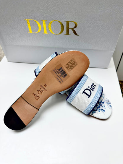 CD 26s Floral Embroidered Sandals White Blue Canvas 683028