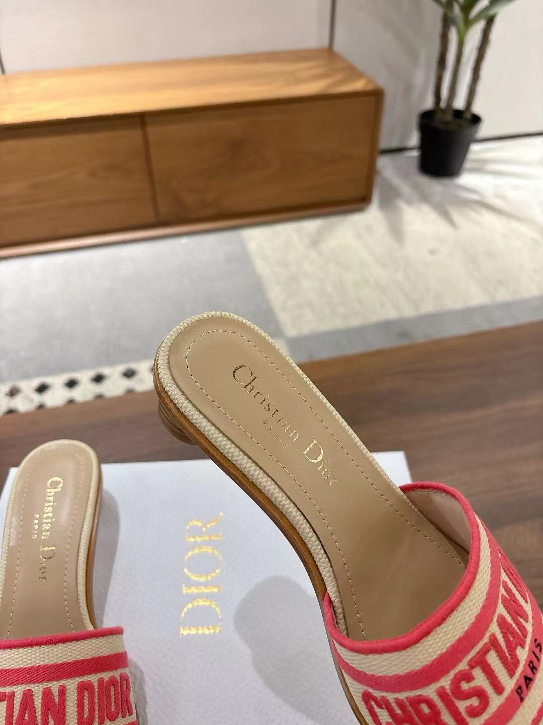 CD 26s Embroidered Sandals Beige Red Canvas Sheepskin 664315