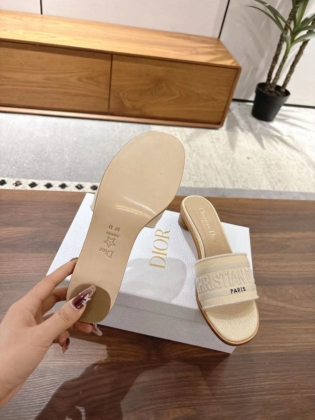 CD 26s Embroidered Sandals Beige Canvas Sheepskin 664323