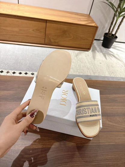 CD 26s Embroidered Sandals Beige Gray Canvas Sheepskin 664324