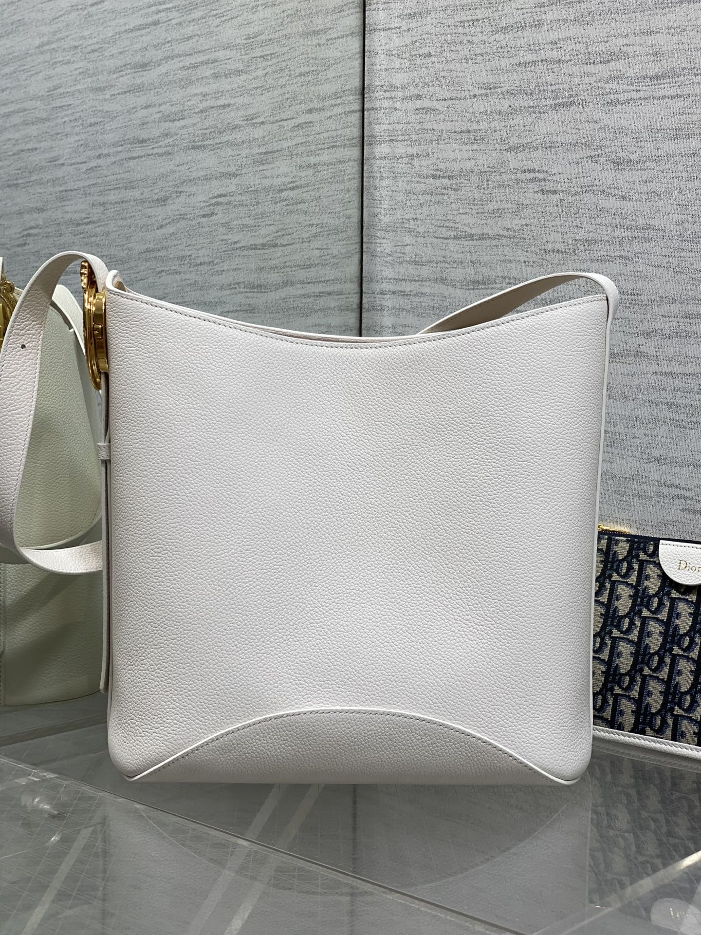 Dior 2026 Medaillon Bucket Bag 26.5cm Grained Cowhide 289070