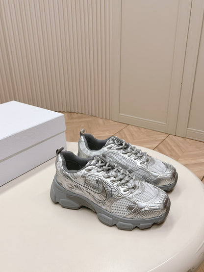 CD 26s Chrono Sneakers Metallic Silver Cowhide Mesh 643752