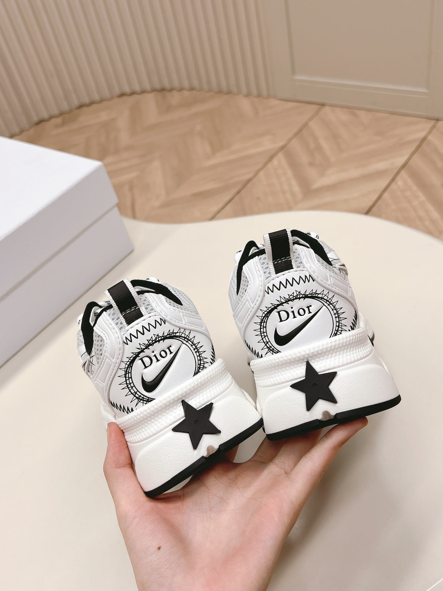 CD 26s Chrono Sneakers White Black Cowhide Mesh 643753