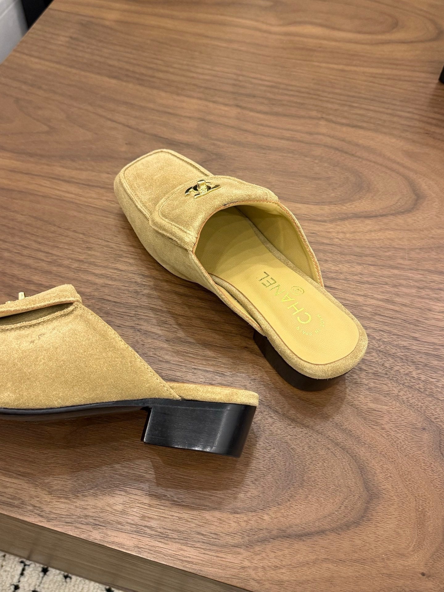 Chanel 2026 Double C Buckle Square Toe Mule 857282