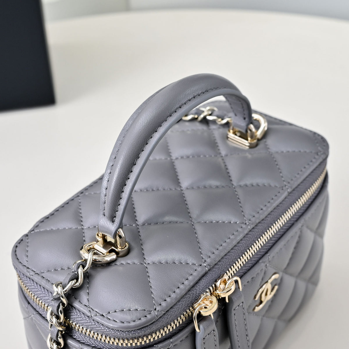 CC 26s Vanity Case Grey Quilted Lambskin 286291