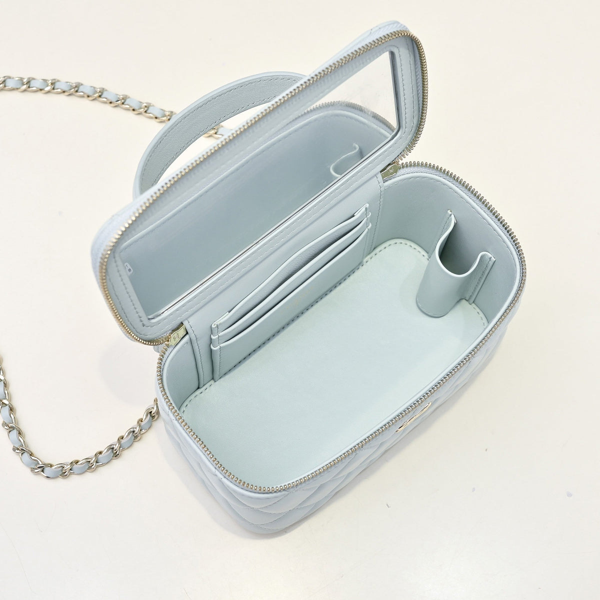 CC 26s Vanity Case Light Blue Pastel Quilted Lambskin 286287
