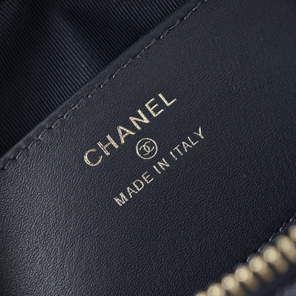Chanel 2026 Chain Clutch Bag 19.5cm Blue Denim Leather 140656