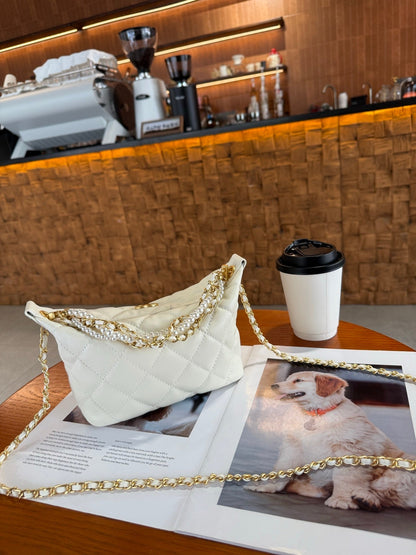 Chanel Kelly 2026 Pearl Chain Lunch Box 23.5 White Sheepskin