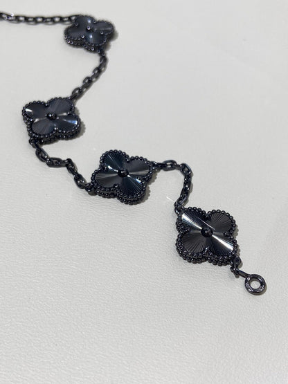 VCA Clover Vintage Black 5 Motifs Black Bracelet