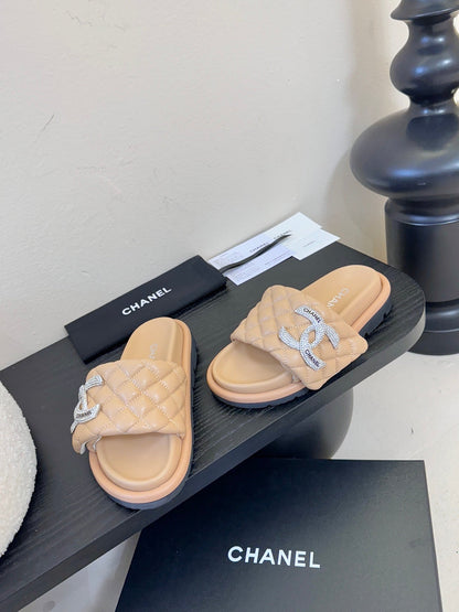 CC 26s Slippers Beige Sheepskin 627177