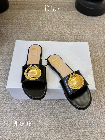 CD 26A Slippers Cannage Embroidered Cowhide Gold Logo