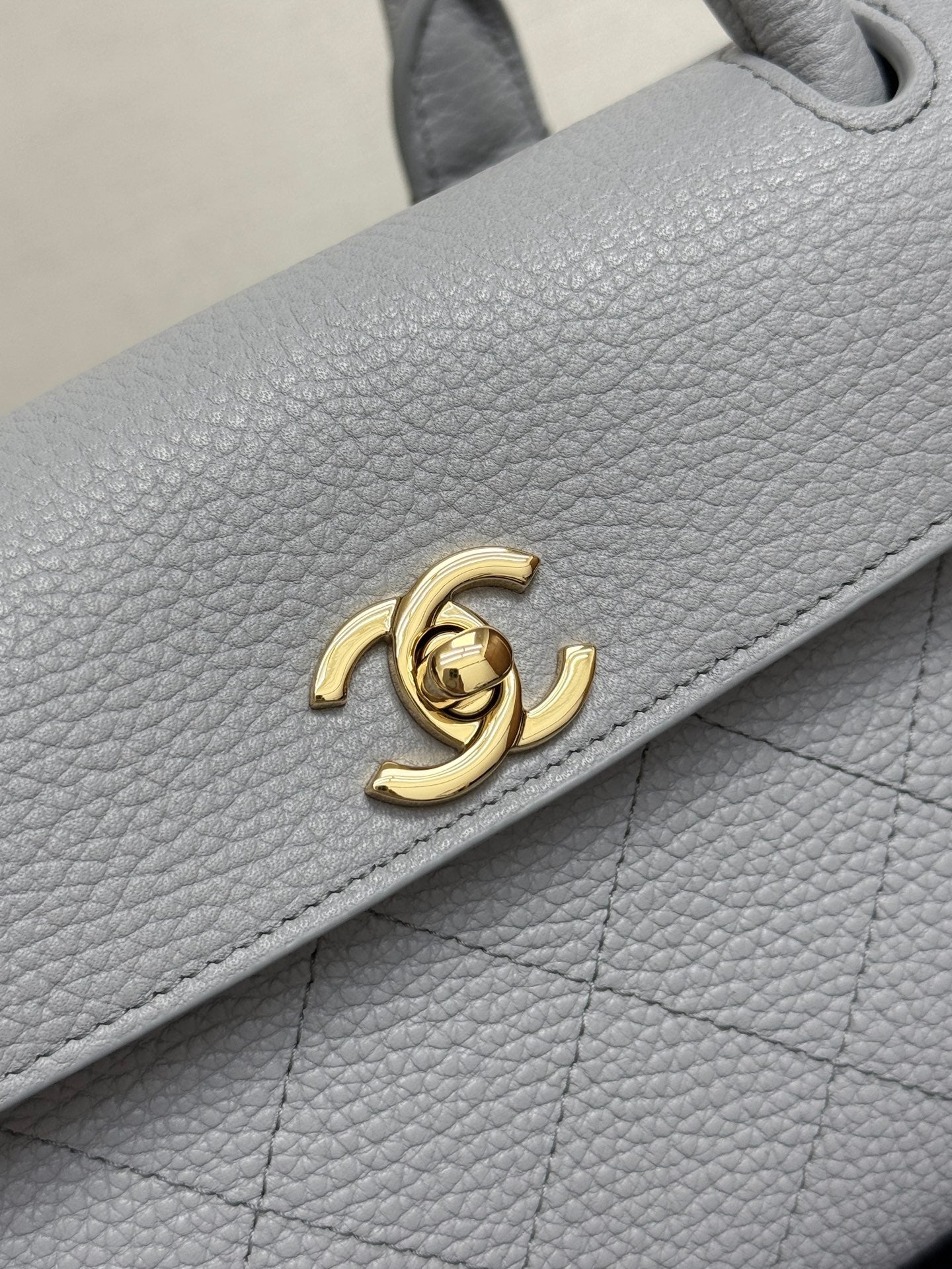Chanel 2026 Shopping Bag 31cm Gray Grained Calfskin