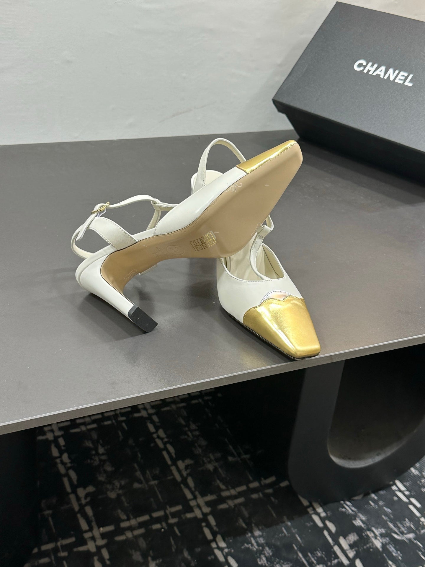 Chanel 2026 Slingback Pumps Leather Sheepskin 832516
