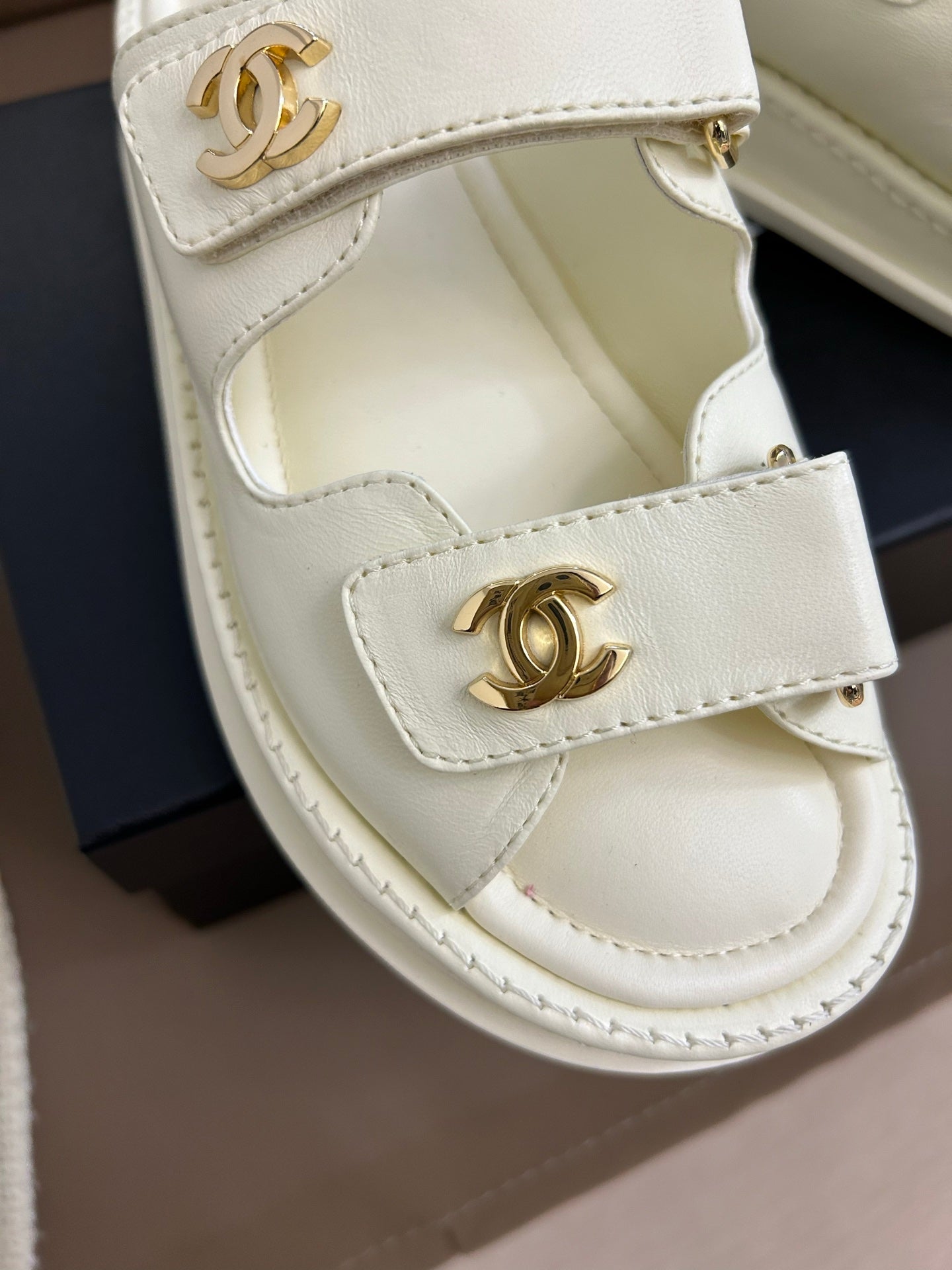 Chanel 2026 Slipper Women's Open Sandals Leather 779323