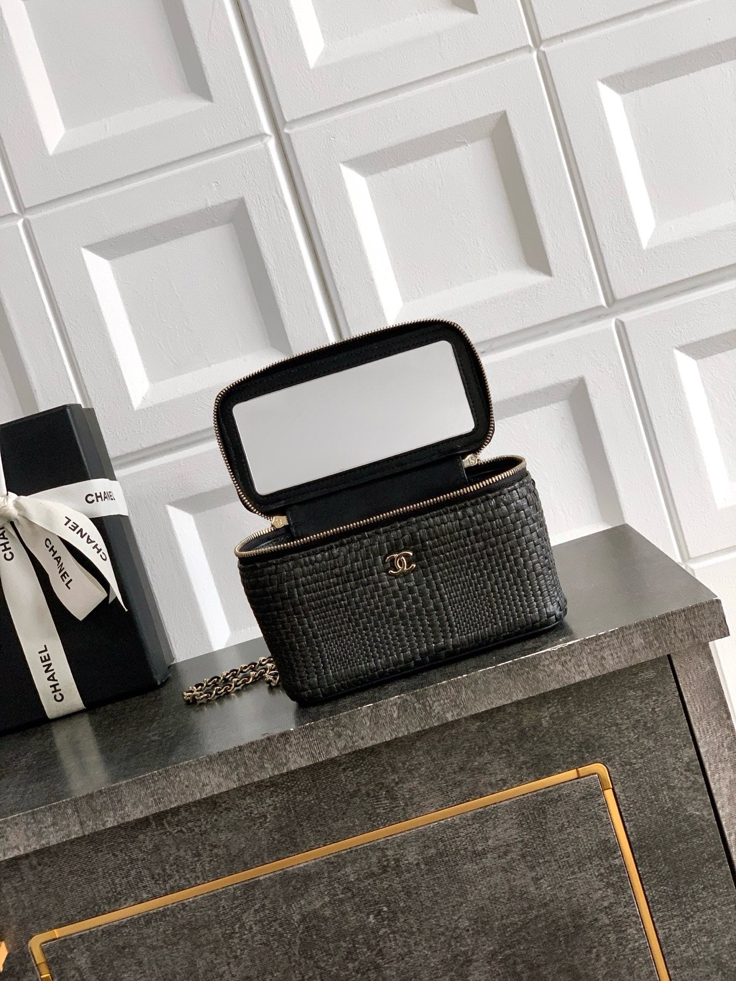 Chanel 2026 Box Bag 19.5cm Straw Leather 157109