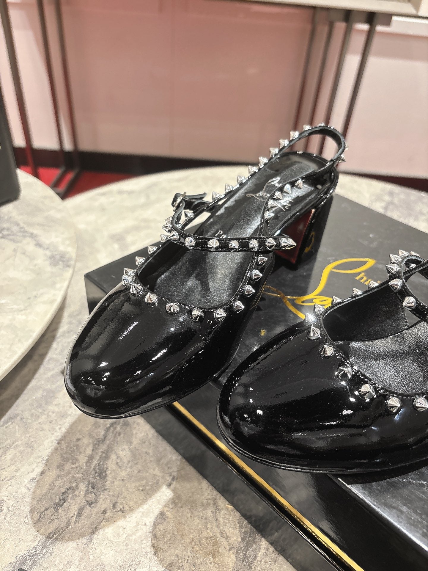 Christian Louboutin Mary Jane Pumps Patent Leather 825296
