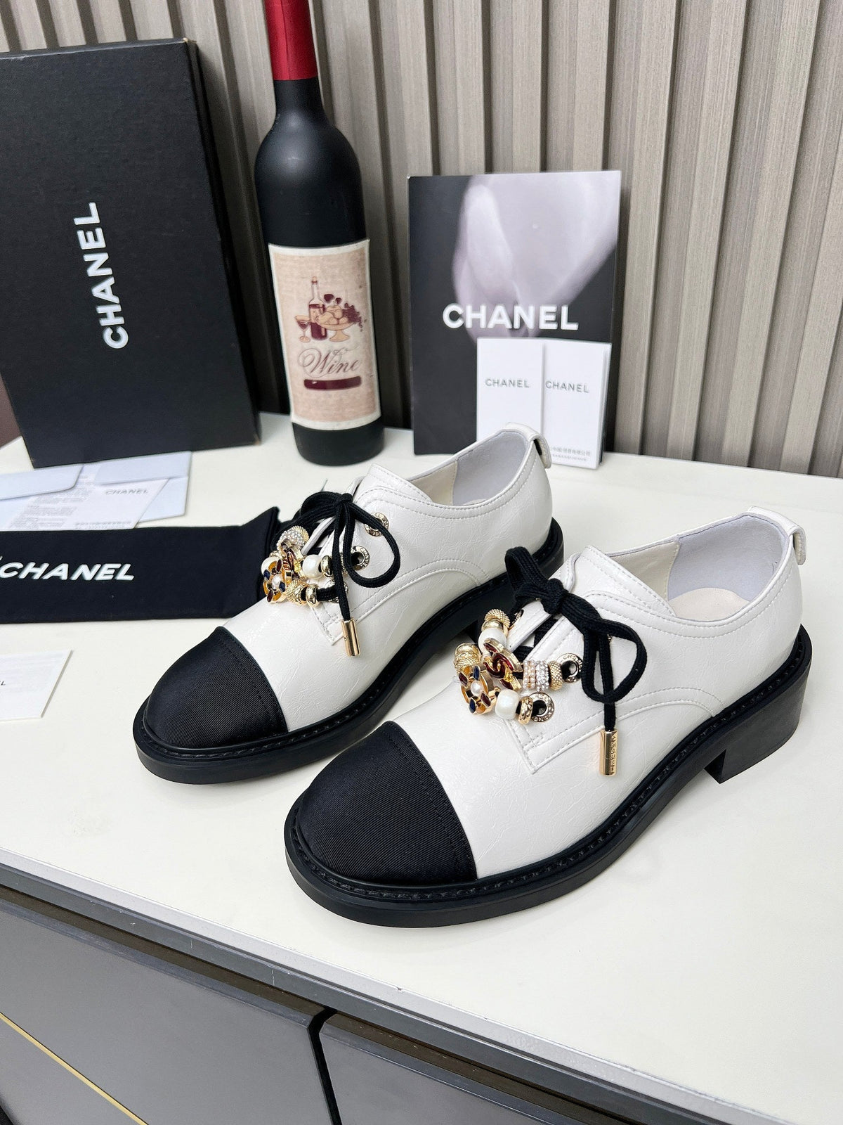 CC Flat Shoe Black White Shiny Aged Calfskin
