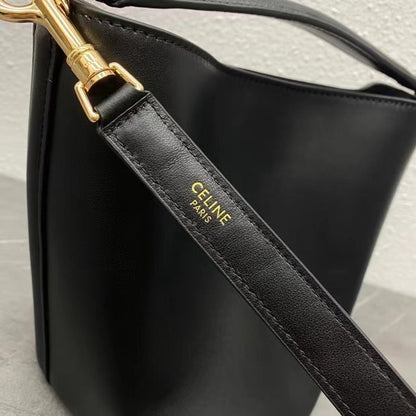 Celine 2026 Teen Bucket Bag 18cm Black Smooth Calfskin