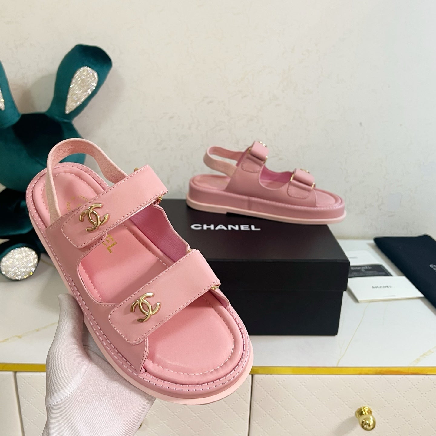 Chanel 2026 Velcro Sandals CC Logo Details Cowhide Leather 779367