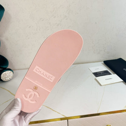 Chanel 2026 Velcro Sandals CC Logo Details Cowhide Leather 779367