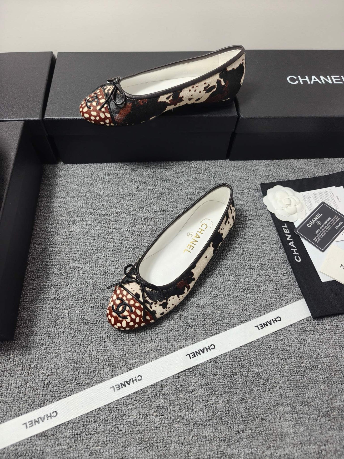 Chanel 2026 Ballet Flat Black Cream Brown Horsehair Calfskin 696628