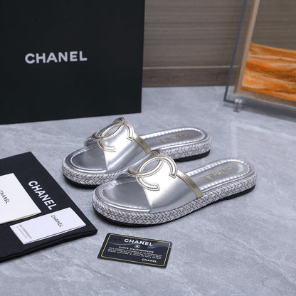 Chanel 2026 Slippers Silver Sheepskin 758398