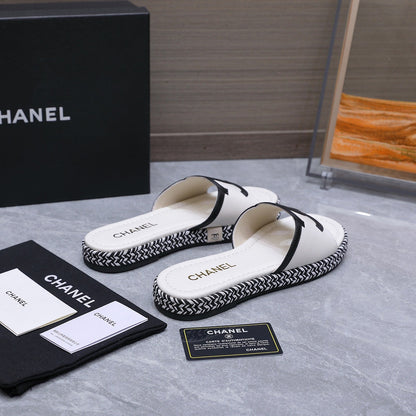 Chanel 2026 Slippers White Sheepskin 758400