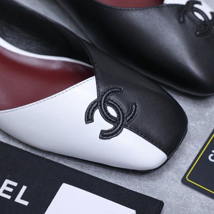 Chanel 2026 Slingback Black White Suede Leather 758404
