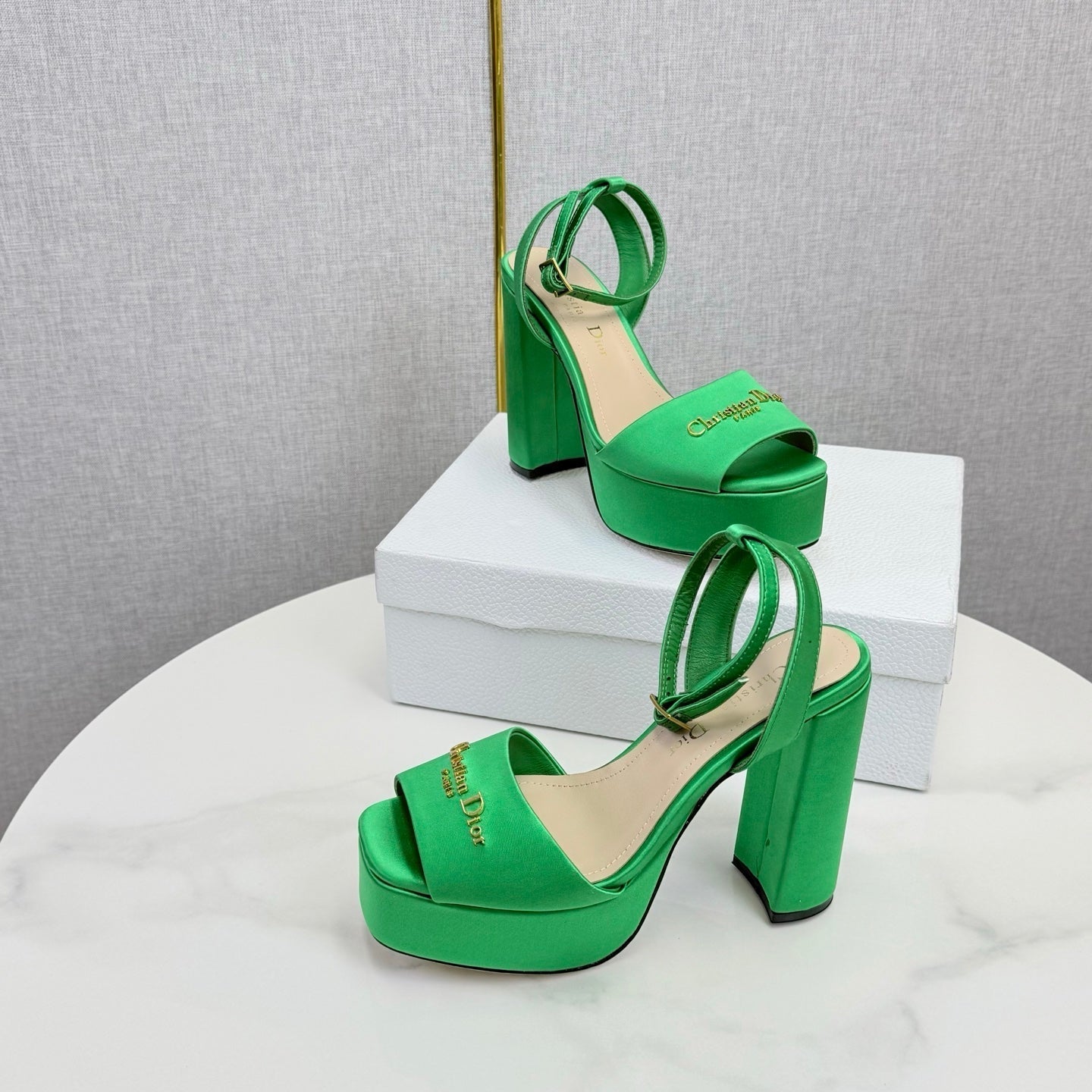 CD 26s Platform Sandals 80 Green Satin Sheepskin 640228