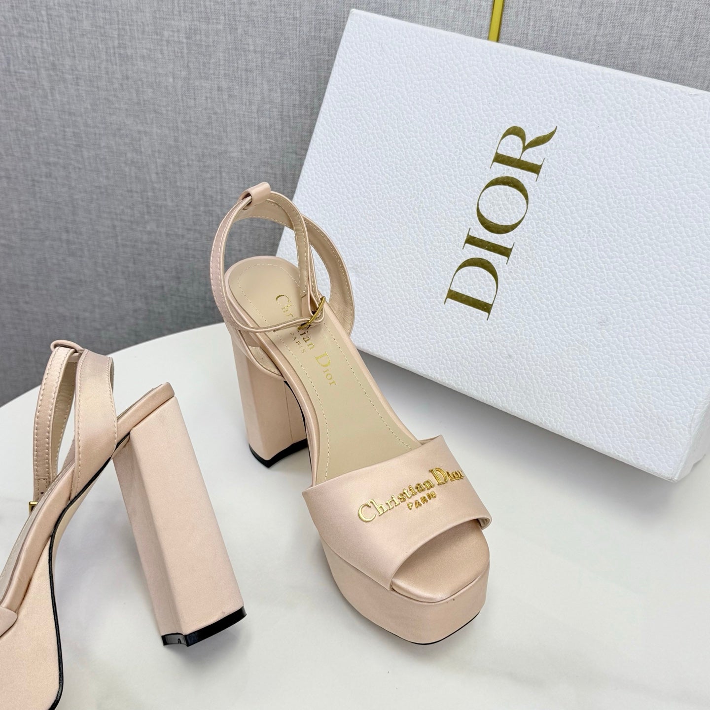 CD 26s Platform Sandals 80 Beige Satin Sheepskin 640230